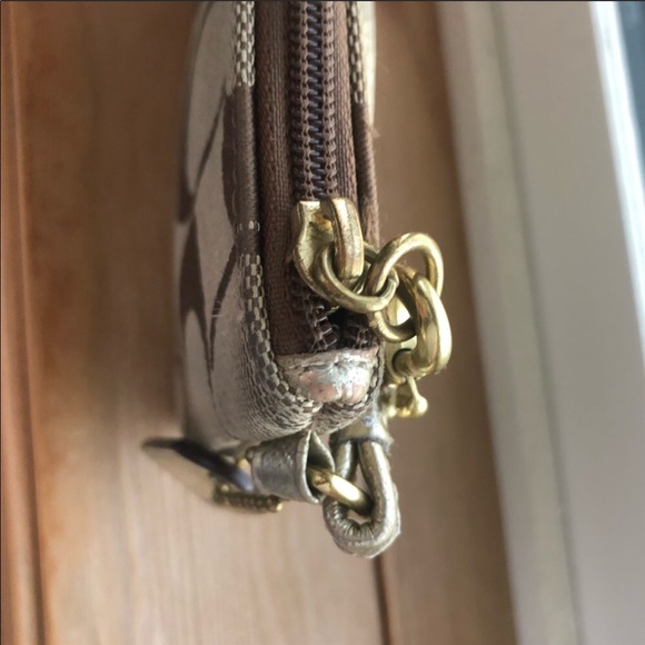 Coach Wallet - Picture 5 of 9